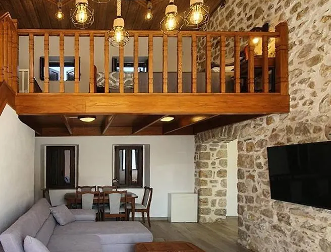 A Rock House At Piles Village Karpathos - πέτρινο σπίτι στο χωριό πυλές κάρπαθος بيت للعطل *