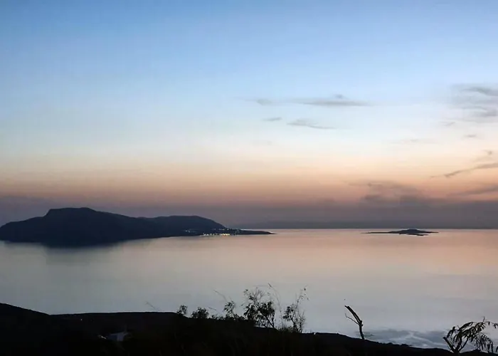 بيت للعطل A Rock House At Piles Village Karpathos - πέτρινο σπίτι στο χωριό πυλές κάρπαθος Othos